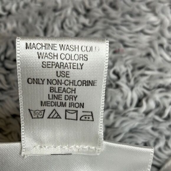 CHADWICK’S 16 Slit Stretchy White Shorts - Picture 6 of 11